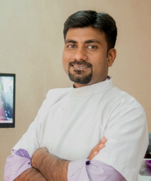 Dr Vinayak Karun-Family Dental Care-Indore-mp